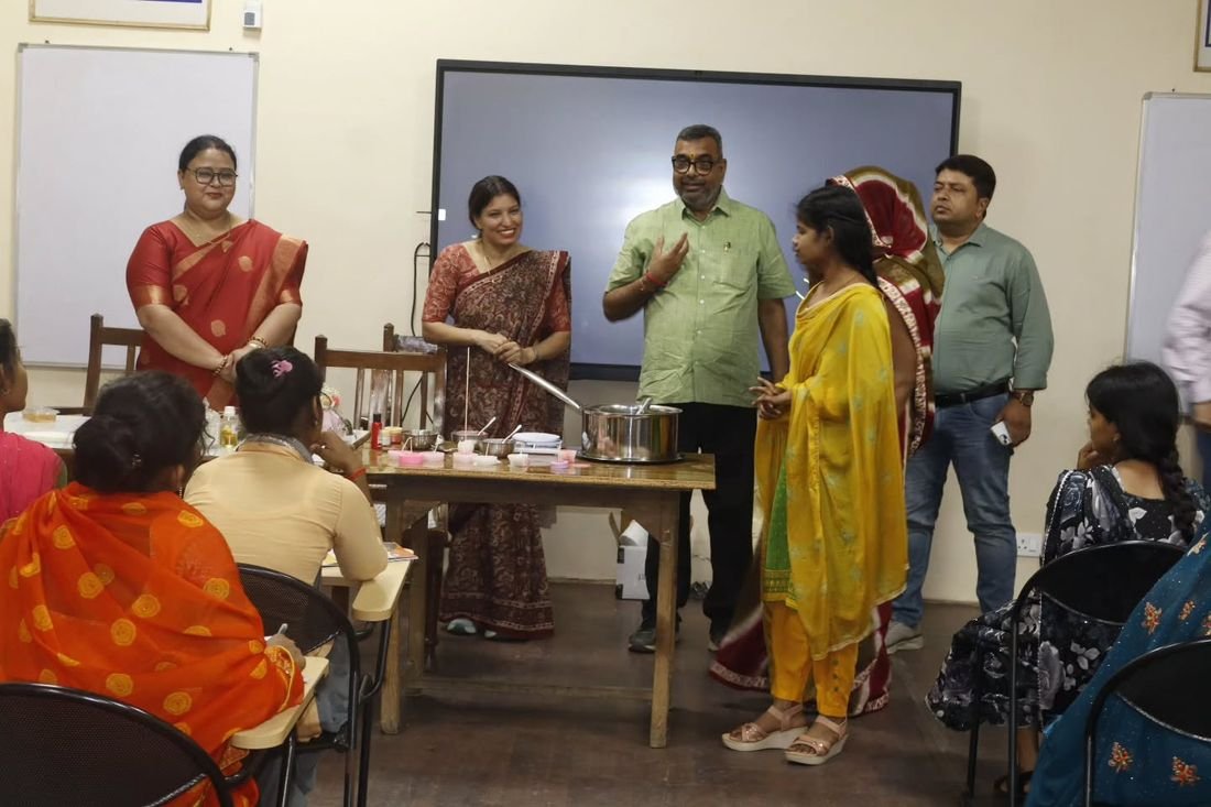 A session in progress at the NDDB Dairy Services bio-enzyme and candle making training, Lakhimpur district, Uttar Pradesh