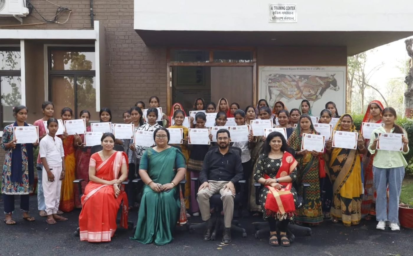 Participants of the NDDB Dairy Services training in Lakhimpur holding their certificates